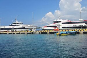 Gili Trawangan Jetty: A Symphony by the Sea