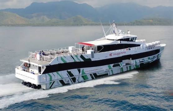 Fast Boat from Nusa Dua Harbour to Gili Islands and Lombok